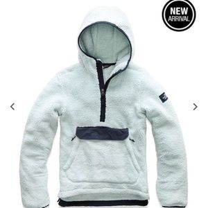 The north face sz small
